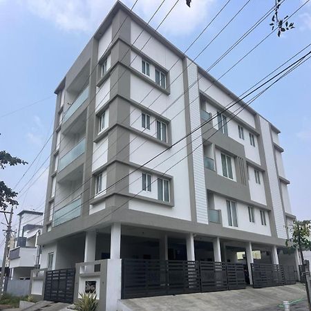Thulasi Avenue Inn Pollāchi Zewnętrze zdjęcie