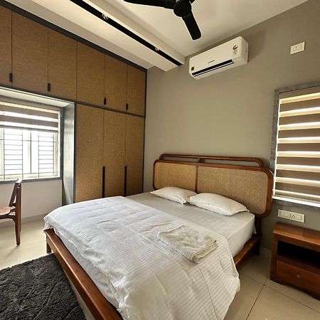 Thulasi Avenue Inn Pollāchi Zewnętrze zdjęcie